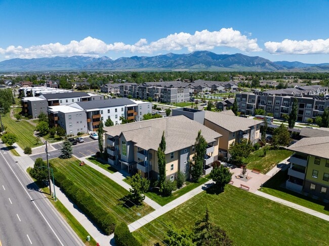 Building Photo - 210 S. Cottonwood, Unit 208