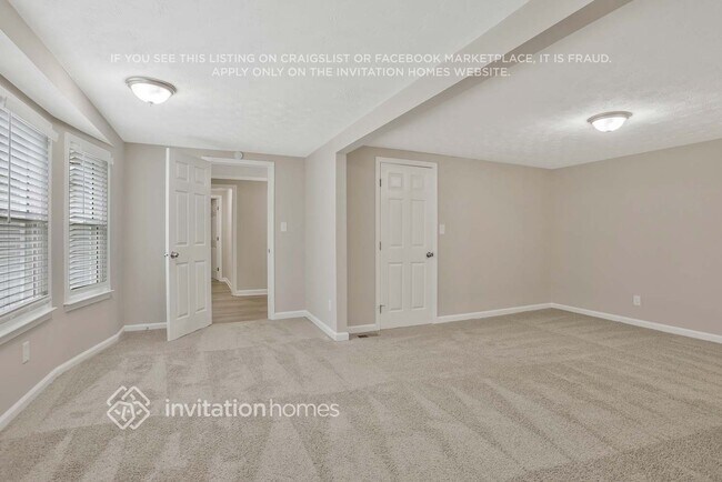 Building Photo - 692 Barnes Dr