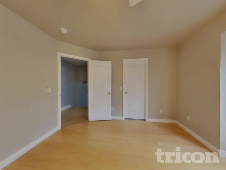 Building Photo - 1393 N 870 W