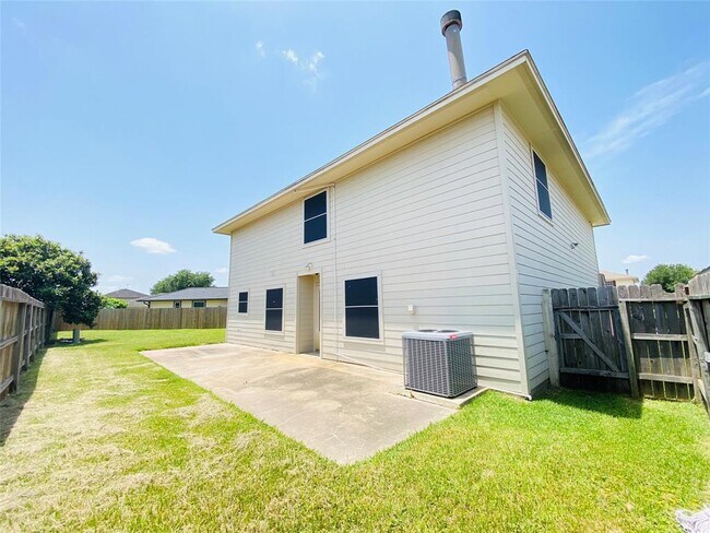 Building Photo - 11019 Cayman Mist Dr