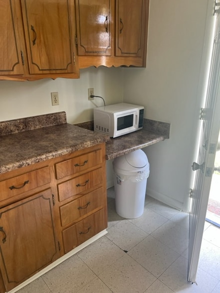 Building Photo - 369 Crabapple Cir