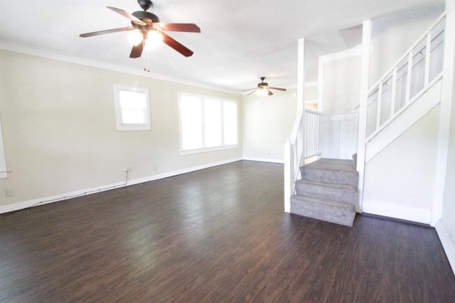 Building Photo - 622 Belle Ave