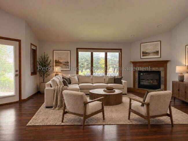 Building Photo - 3539 Woodbury Ct S