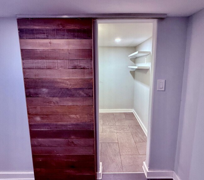 Building Photo - 1226 Snyder Ave