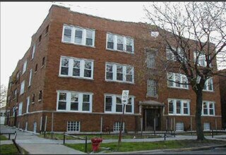 Building Photo - 4056 W Crystal St
