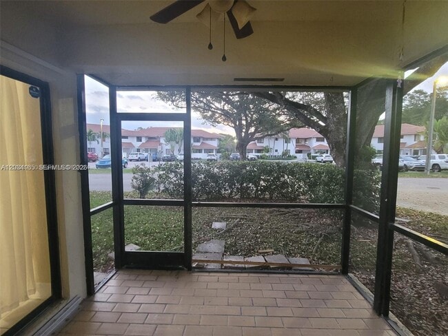 Building Photo - 9673 SW 138th Ave