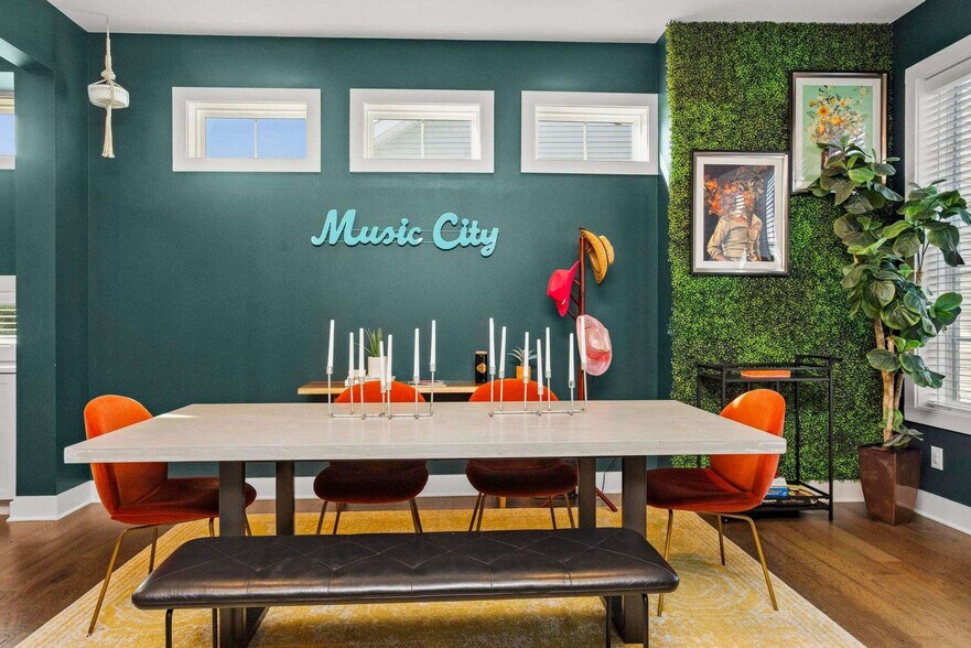 Primary Photo - 2019C Beech Ave