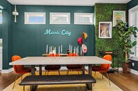 Building Photo - 2019C Beech Ave