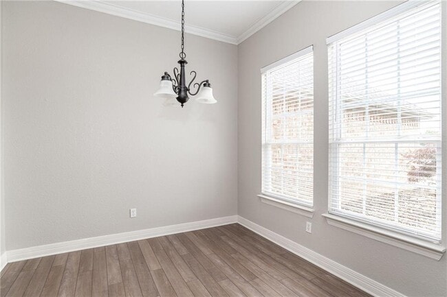 Building Photo - 611 Jack Perry Dr