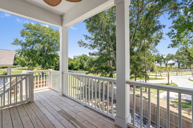 Building Photo - 1472 Georgia Pl