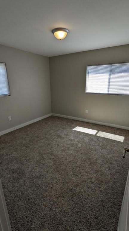Building Photo - 3965 Hayesville Dr NE
