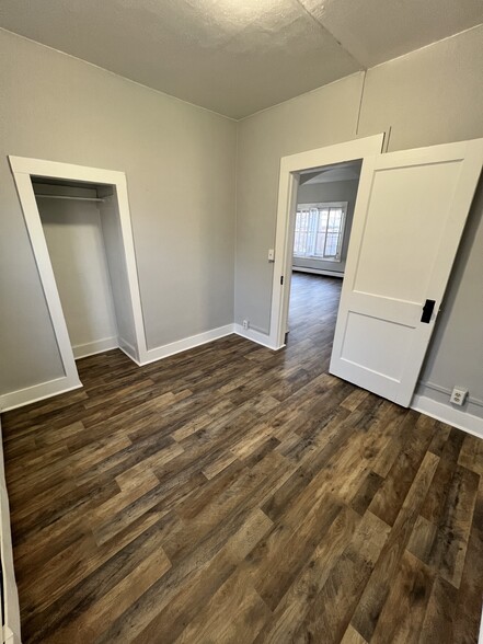 Middle Bedroom and Closet - 1313 14th Avenue