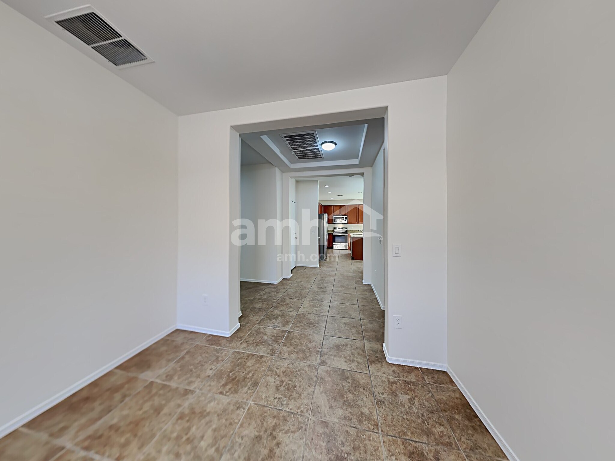 Building Photo - 568 W Camino Parrilla