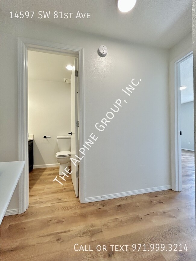 Building Photo - 14597 SW 81st Ave
