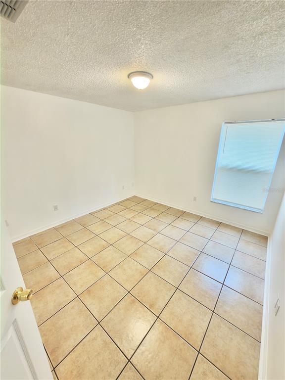 Building Photo - 2951 Smithfield Dr