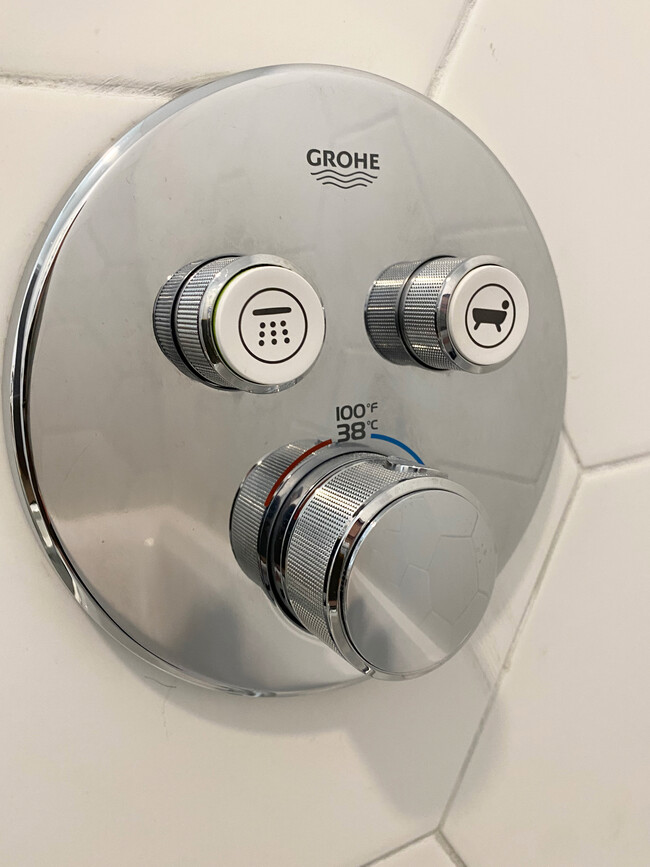 Grohe fixtures - 19 Conselyea St