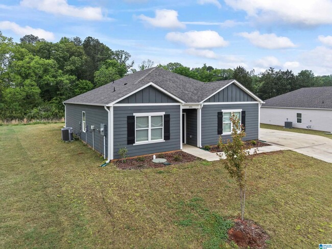Building Photo - 991 Archers Trail N