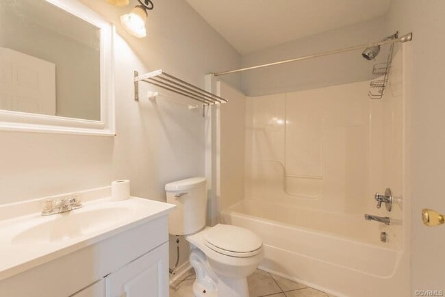 Building Photo - Newly Renovated 4 Bedroom | 4 Bath With Private Parking | Upper and Lower Covered Porches!