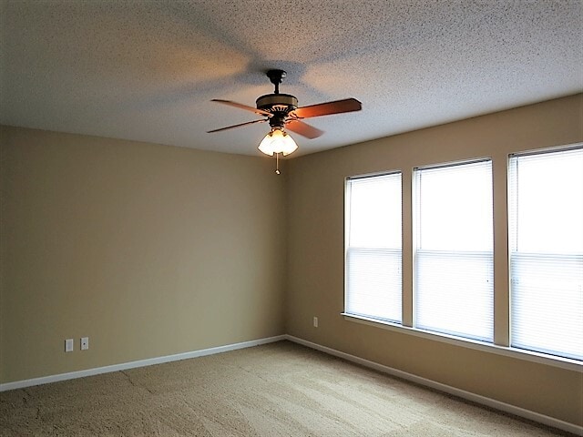 Building Photo - 10395 Carrington Way