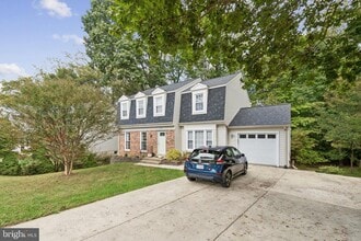 Building Photo - 9116 Meadow Rue Ln