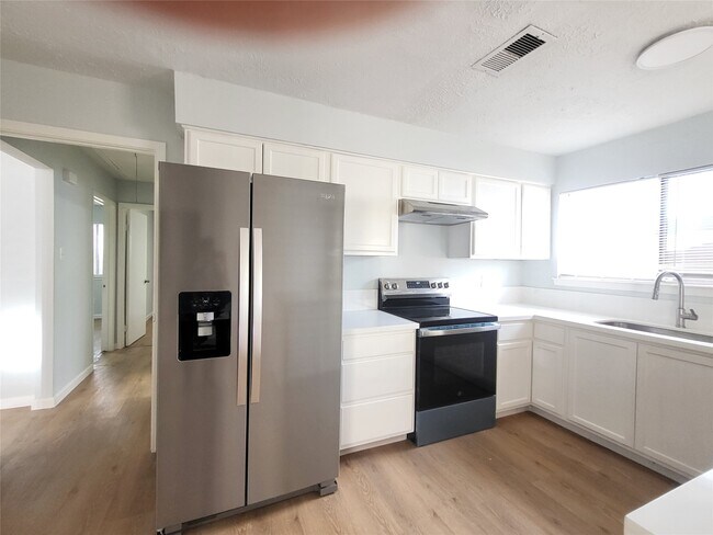 Building Photo - 11622 Old Telegraph Rd