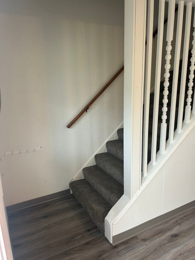 Building Photo - 29133 Milliron Rd