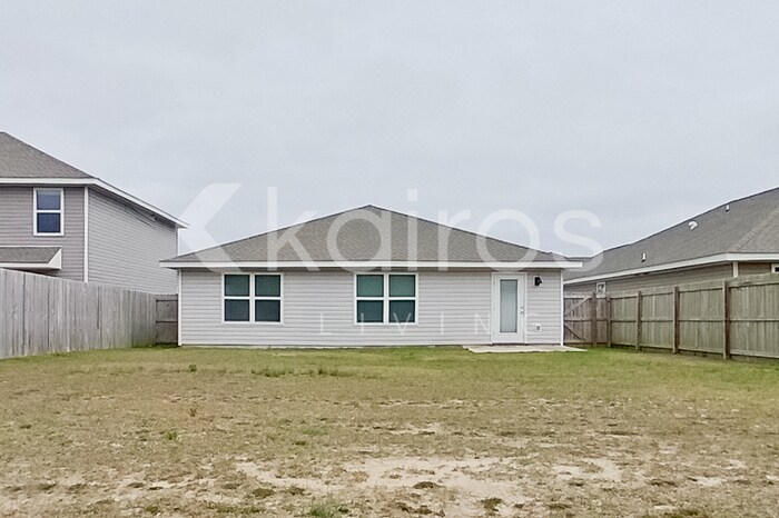 Building Photo - 241 Monarch Ln