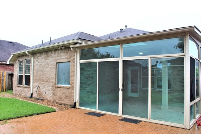 Building Photo - 3010 Calvert Crossing Ct