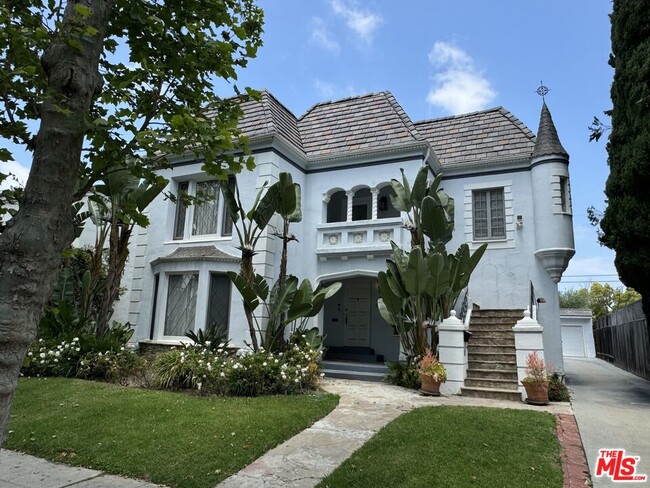 Primary Photo - 6239 W 6th St