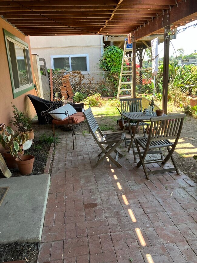 Building Photo - 8301 Zitola Ter