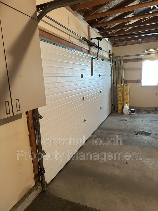 Building Photo - 3502 28th St SW
