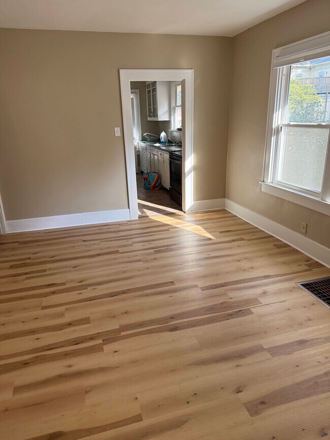 Building Photo - 912 S 3rd St