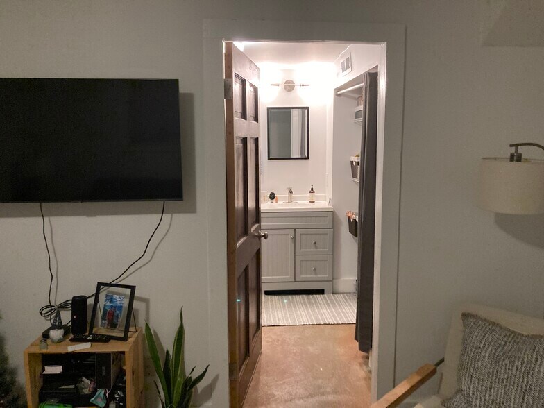 Building Photo - 4111 Tennessee Ave