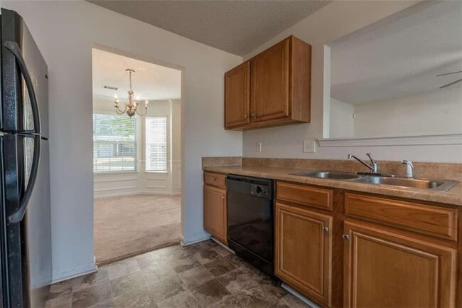 Building Photo - 1850 Lily Stem Trail NE