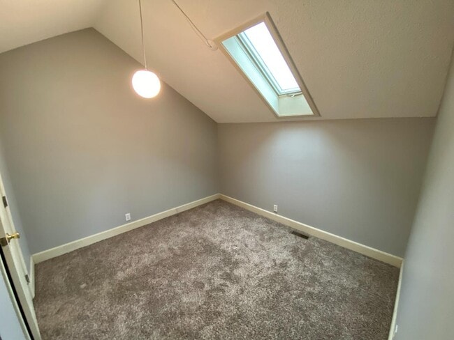 Building Photo - 2515 Morningside Dr