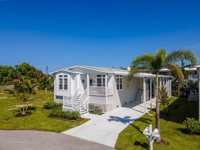 Building Photo - 11596 Palm Dr