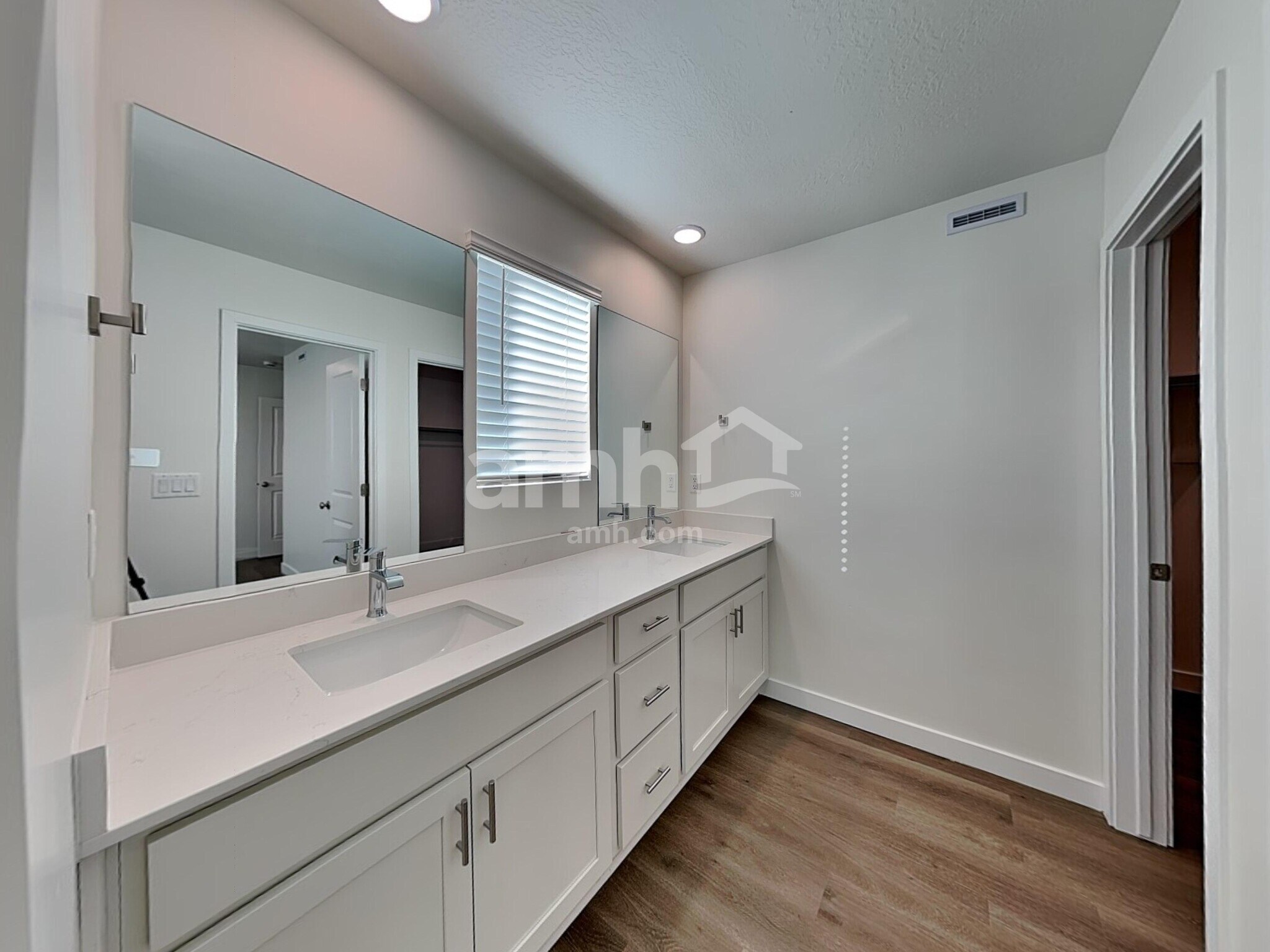 Building Photo - 4672 W Ore Strm Rd