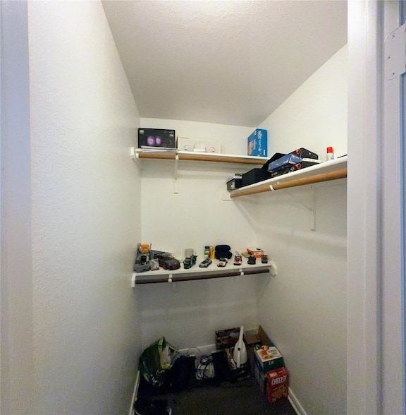 Building Photo - 541 Zebra Dr