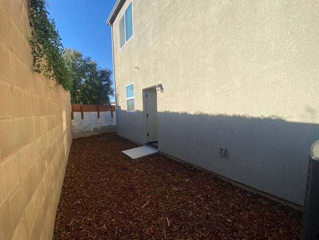 Building Photo - Newer Construction 4 Bedroom 2.5 Bath Home...