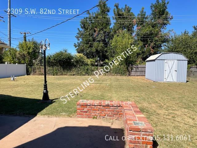 Building Photo - 2309 SW 82nd St