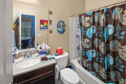 Building Photo - Winding Walk townhome will soon be available!