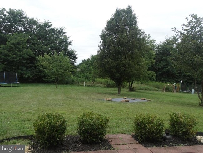 Building Photo - 3669 Mountain Shadow Dr