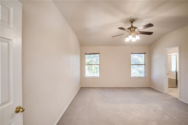 Building Photo - 3772 Top Rock Ln