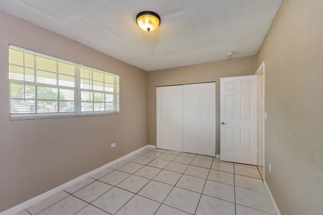 Building Photo - 7311 Miramar Pkwy
