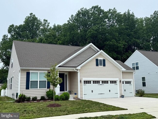 Building Photo - 32444 Deerwood Ln