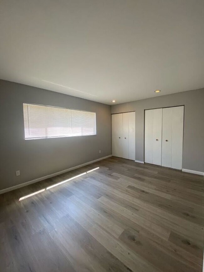 Building Photo - Renovated 1Bed/1Bath in Florissant!