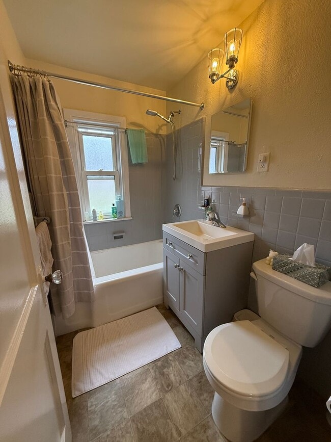 Building Photo - 1 bedroom | 1 bath - Oaklyn, NJ