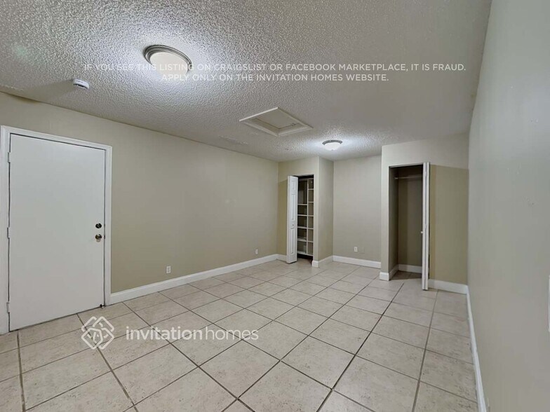 Building Photo - 20844 NW 20th St