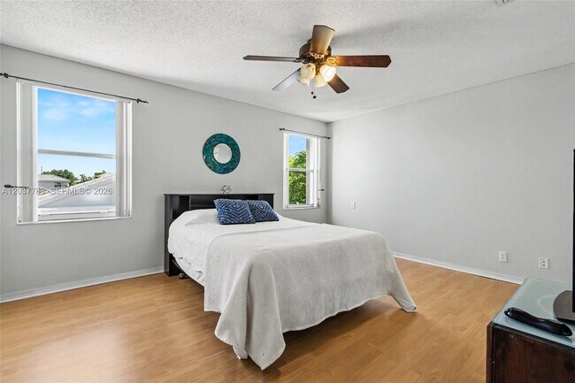 Building Photo - 17367 SW 20th Ct