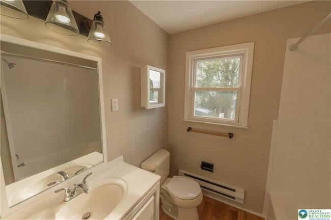 Building Photo - 1424 Grace St